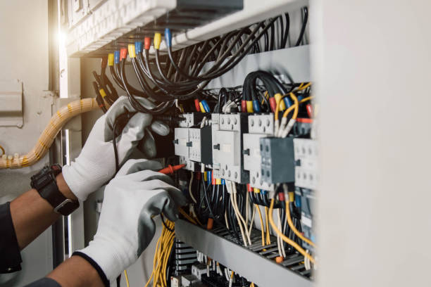 Best Electrical Installation Contractor  in Highland Park, IL
